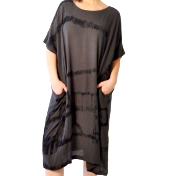 Moyuru Dresses & Skirts - Moyuru Curve Tunic/Dress, Black, Oversized, EUC